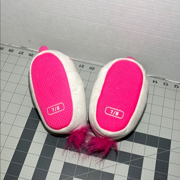 Universal Pink and White Unicorn Kids Slippers - Picture 2 of 4